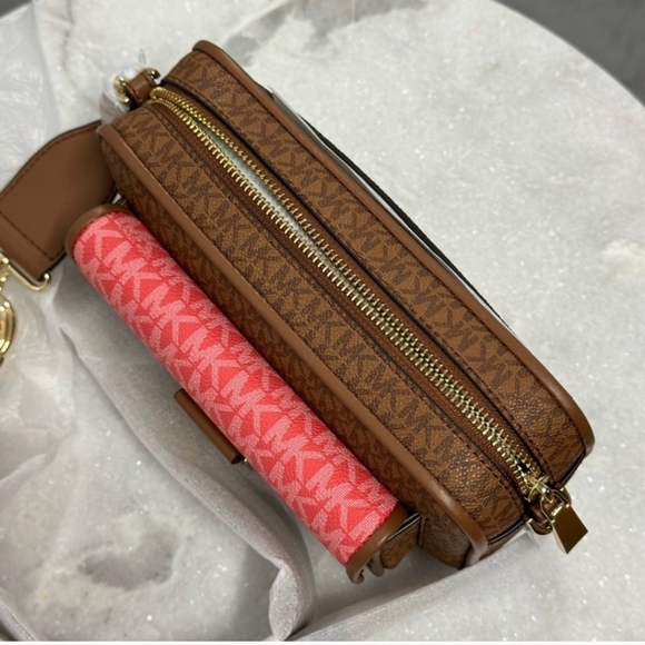 Michael Kors Bradshaw bag NWT - Picture 4 of 7